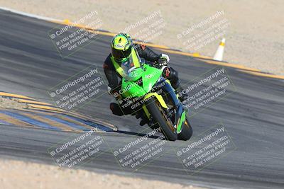 media/Nov-15-2024-CVMA Friday Practice (Fri) [[b142d29251]]/4-Group 4 and Trackday/Session 2 (Turn 10)/